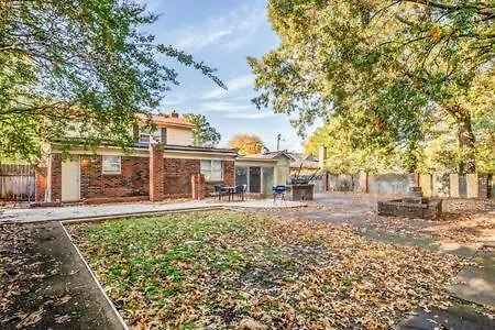 Σπίτι διακοπών Minutes From The Airport - Wonderful Warrington Βίλα Μέμφις