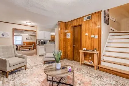 Minutes From The Airport - Wonderful Warrington Βίλα Μέμφις Σπίτι διακοπών