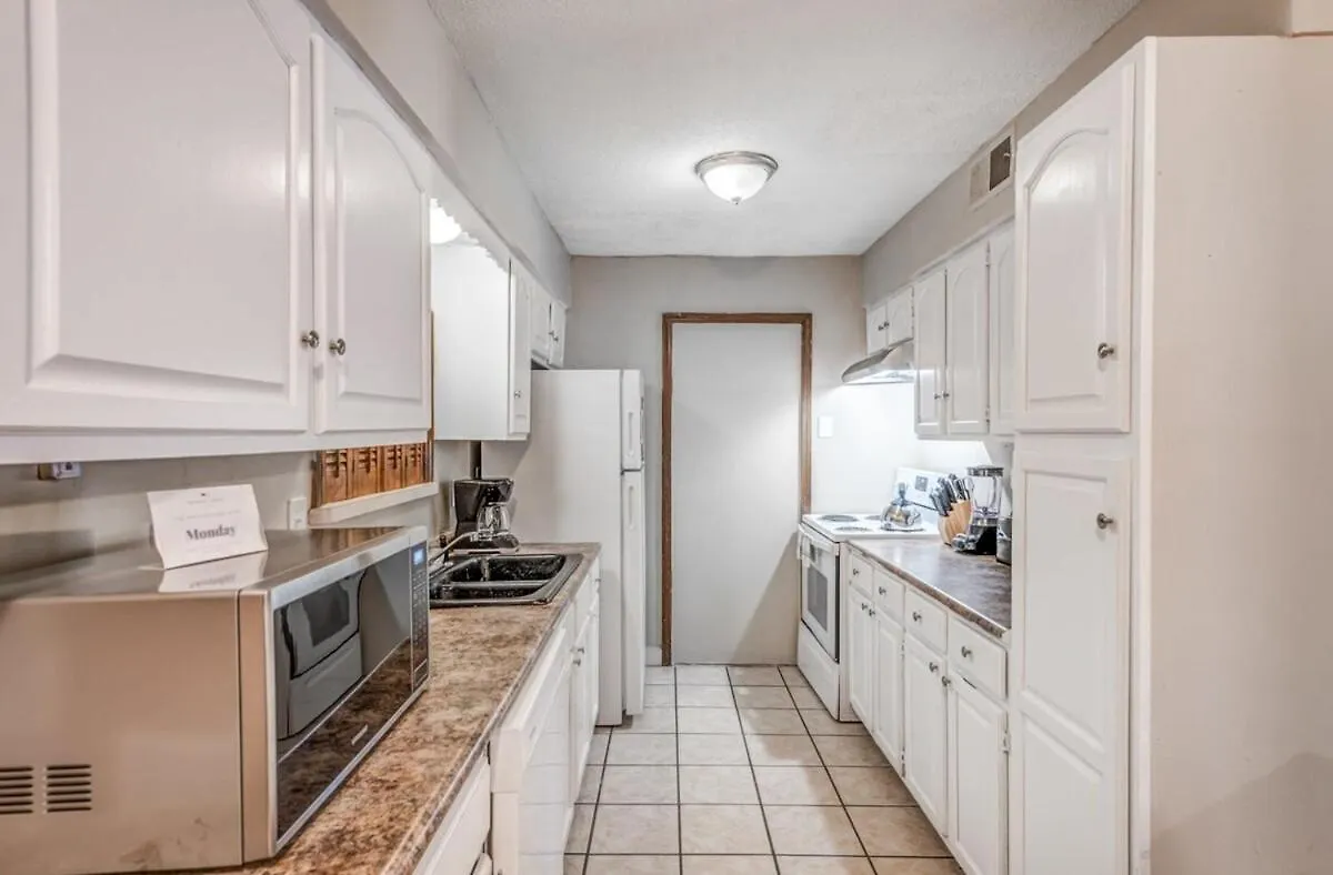 Minutes From The Airport - Wonderful Warrington Βίλα Μέμφις Σπίτι διακοπών